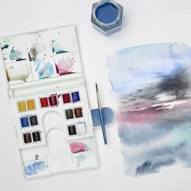 Winsor & Newton Cotman Field Travel Set, 14 Half-Pans
