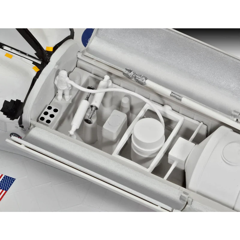 Revell Space shuttle Atlantis Scale Model, 1:144