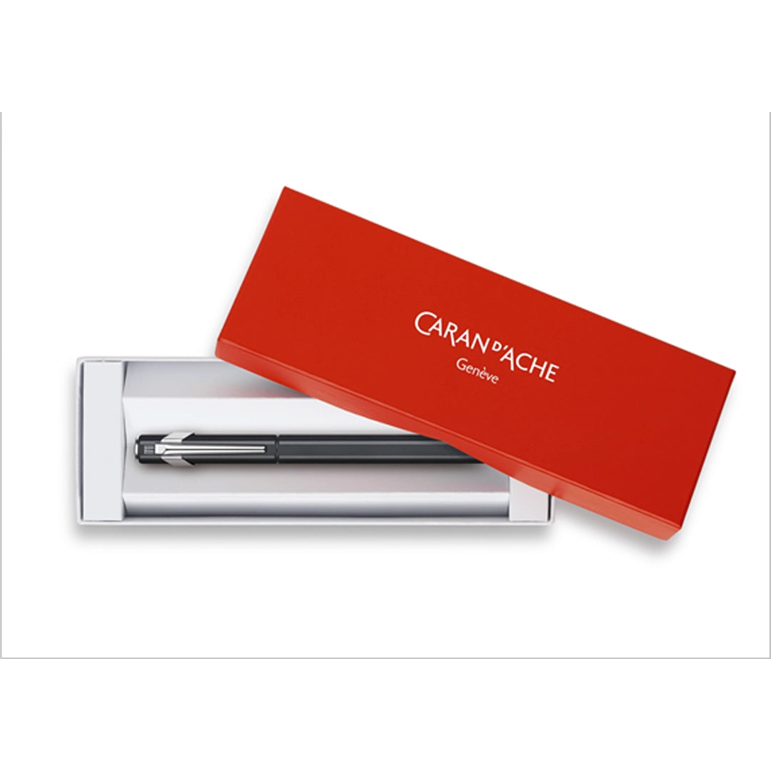 Caran d'Ache 849™ Fountain Pen
