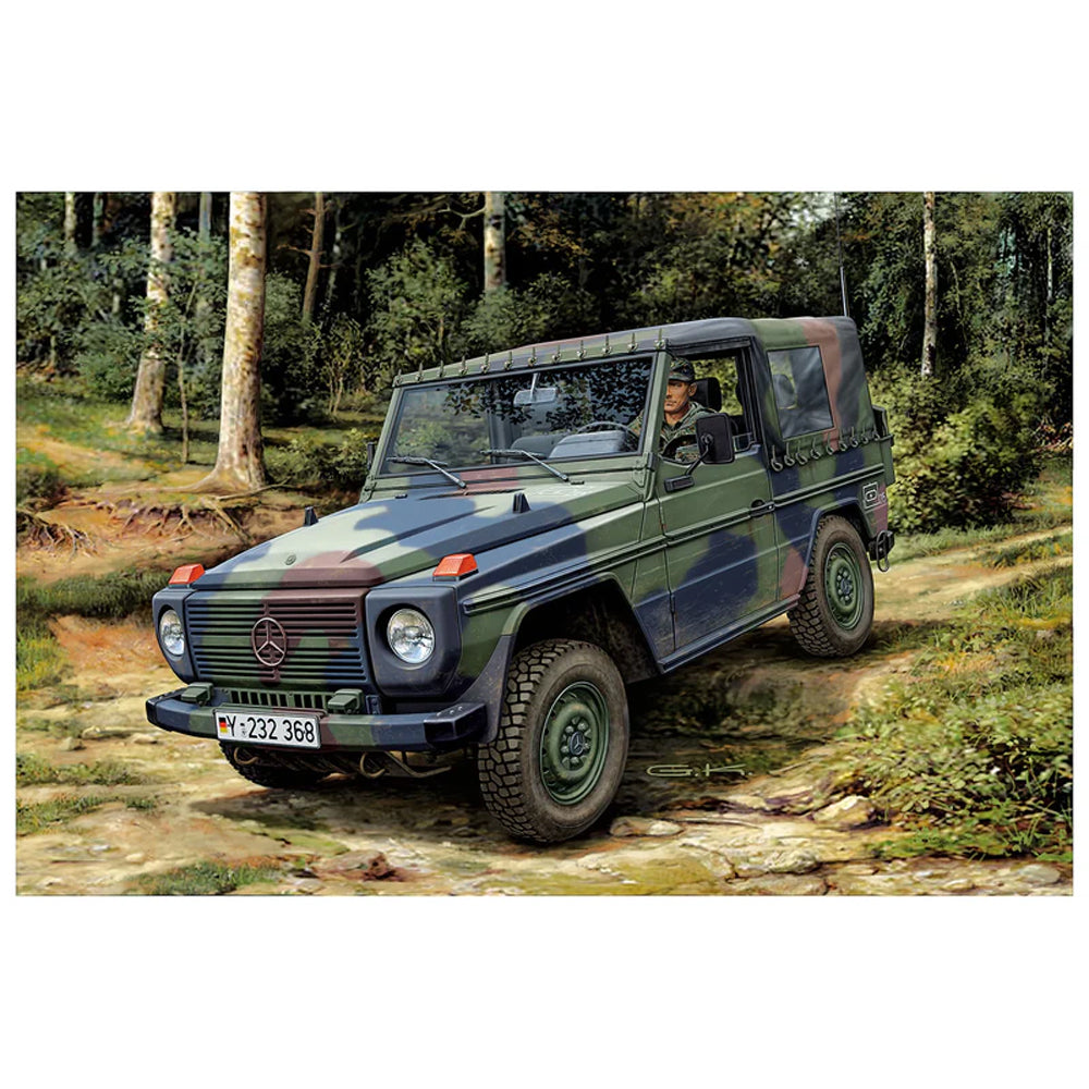 Revell Truck Glanted "Wolf" Scale Model, 1:35