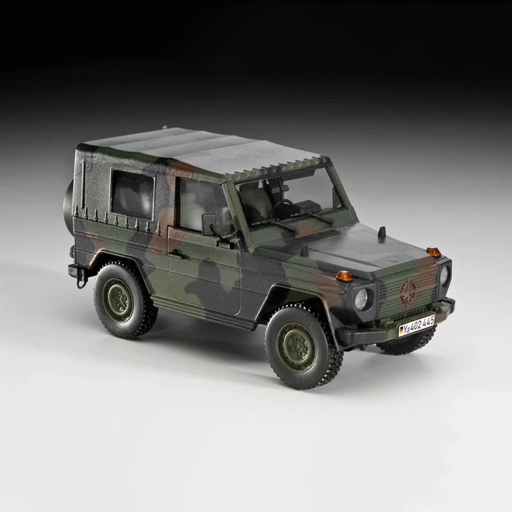 Revell Truck Glanted "Wolf" Scale Model, 1:35