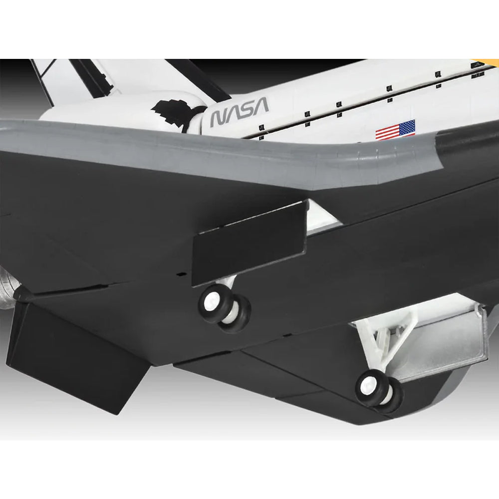 Revell Space shuttle Atlantis Scale Model, 1:144