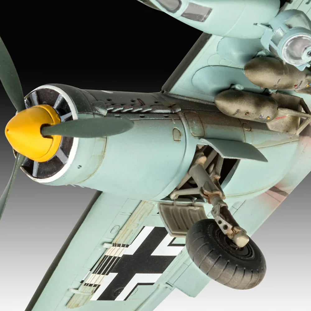 Revell Junkers Ju88 A-1 Battle of Britain Scale Model, 1:72