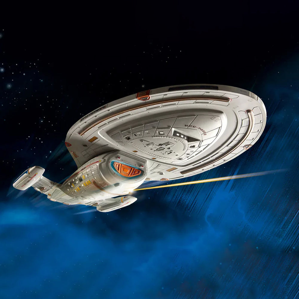Revell Star Trek: U.S.S. Voyager Scale Model, 1:670