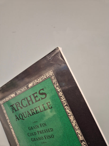 Arches šalto spaudimo akvarelinis popierius 300gsm 26×36 cm